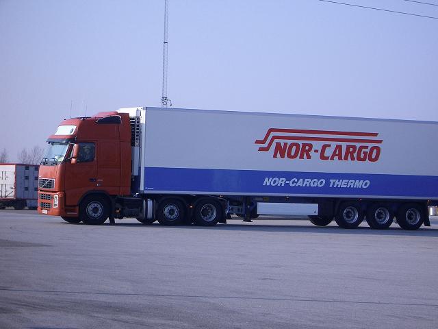 Volvo-FH12-460-Norcargo-Stober-160504-4.jpg