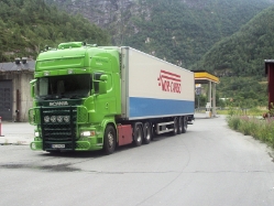 Scania-R-620-Norcargo-Hartsieker-280908-03