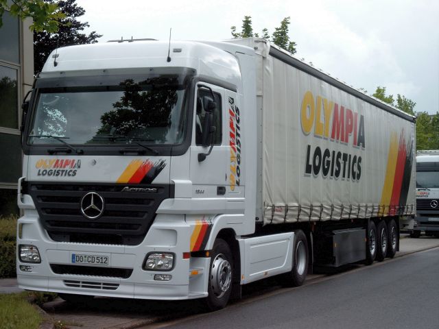 MB-Actros-1844-MP2-Olympia-Scholz-020506-01.jpg - Timo Scholz
