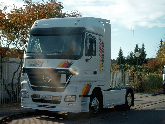 MB-Actros-1844-MP2-Olympia-Scholz-020506-06.jpg - Timo Scholz