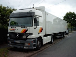 MB-Actros-Olympia-Scholz-020506-10