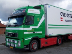 Volvo-FH12-460-Ostergaard-Iden-140506-02