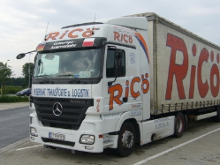 MB-Actros-MP2-Ricoe-Voss-110707-02