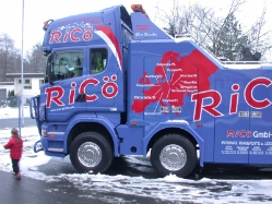Scania-R-620-Ricoe-Fiebig-010108-01