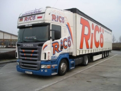 Scania-R-420-Ricoe-Reck-240505-01
