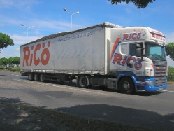 Scania-R-420-Ricoe-Skrzypczak-020805-03