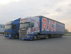 Scania-R-420-Ricoe-Skrzypczak-110705-02