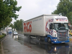 Scania-R-420-Ricoe-Skrzypczak-270705-08