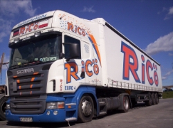 Scania-R-420-Ricoe-Rogozinski-100907-02