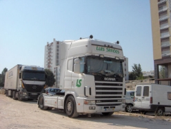 Scania-124-L-400-Simoes-Mateus-111106-01