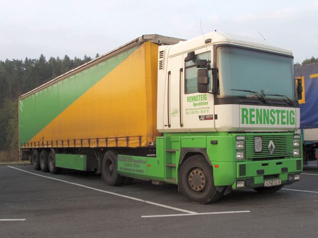 Renault-AE-Rennsteig-Holz-011005-01.jpg - Frank Holz