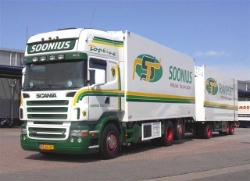 Scania-R-Soonius-deVisser-290605-02
