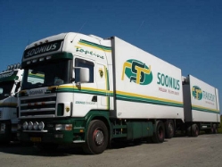Scania-144-L-530-vdHout-Soonius-Scheffers-030805-08