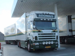 Scania-144-L-530-vdHout-Soonius-Scheffers-030805-09