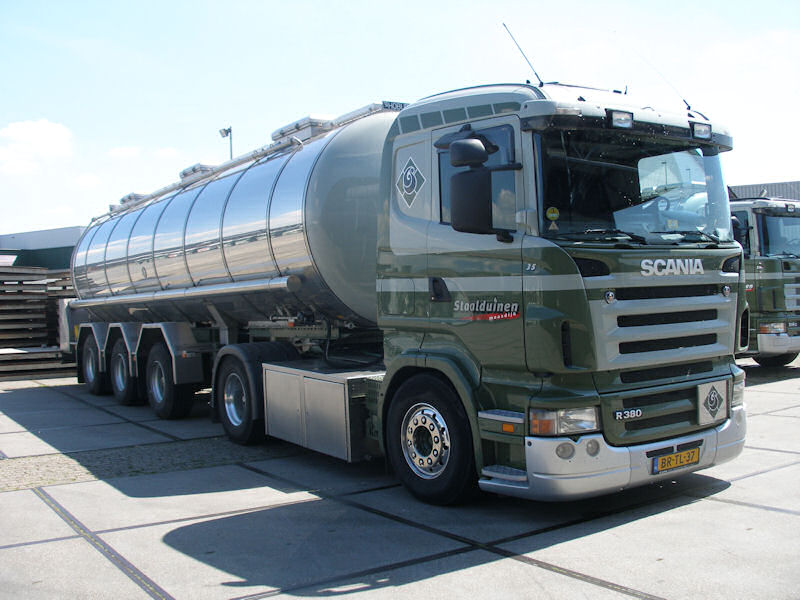Scania-R-380-Staalduinen-Holz-020709-02.jpg