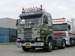 Scania-143-M-450-Staalduinen-Holz-020709-01