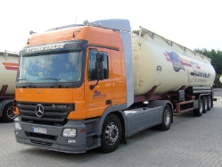 MB-Actros-MP2-1841-Steinkuehler-Voss-200807-04