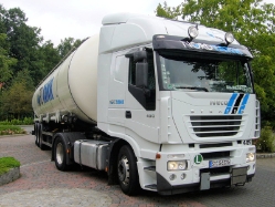 Iveco-Stralis-AS-440-S-43-Stermann-Voss-200807-14