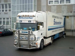 Scania-164-L-580-Schumacher-Kolmorgen-210405-01