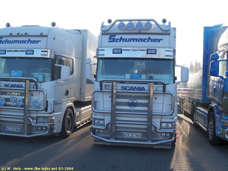 Scania-4er-Schumacher-150106-01.jpg