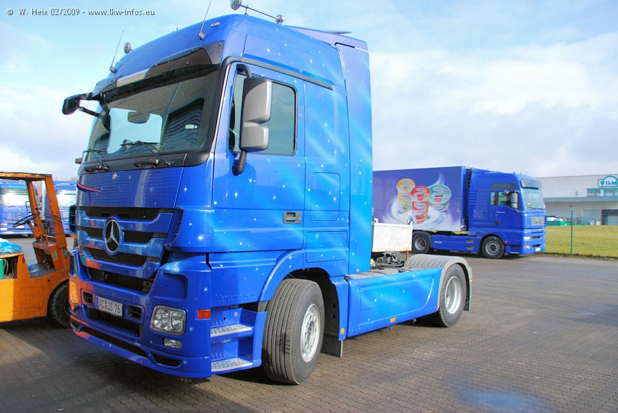 MB-Actros-3-Herpa-Truck-Schumacher-210209-01.jpg