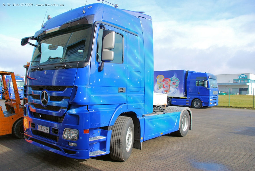 MB-Actros-3-Herpa-Truck-Schumacher-210209-03.jpg