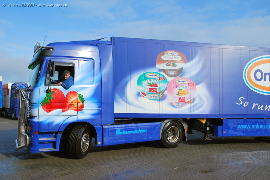 MB-Actros-Onken-Truck-Schumacher-210209-02.jpg