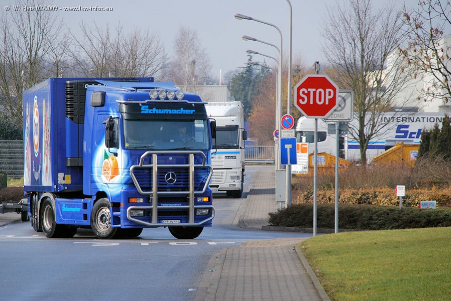 MB-Actros-Onken-Truck-Schumacher-210209-08.jpg
