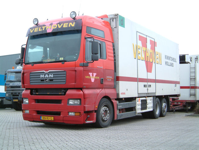 MAN-TGA-26460-XXL-Velthoven-vMelzen-270107-01.jpg - Henk van Melzen