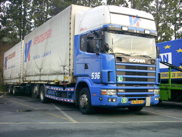 Scania-114-L-380-Versteijnen-Rolf-290804-1.jpg - Mario Rolf