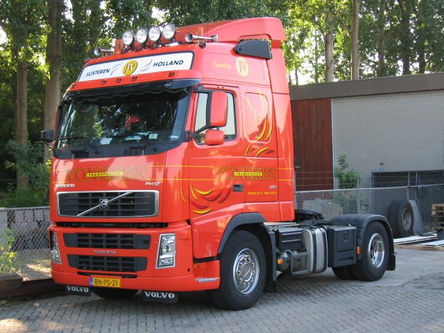 Volvo-FH12-420-Voncken-Bocken-240905-01.jpg