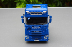 20251207-Augst-00024