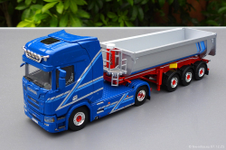 20251207-Augst-00031