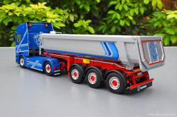 20251207-Augst-00044