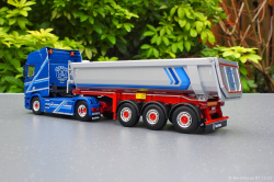 20251207-Augst-00046