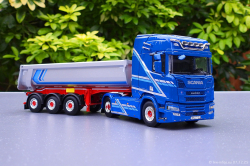 20251207-Augst-00065