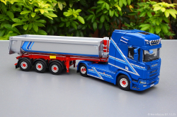 20251207-Augst-00067