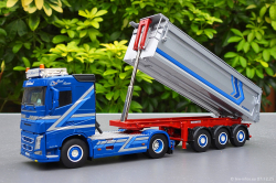 20251207-Augst-00161