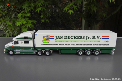 20230530-Deckers-Jan-00011