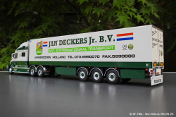 20230530-Deckers-Jan-00021