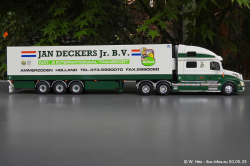 20230530-Deckers-Jan-00033