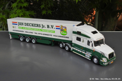 20230530-Deckers-Jan-00035