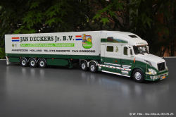 20230530-Deckers-Jan-00036