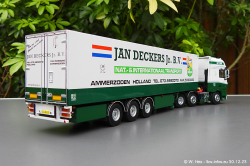 20231230-Deckers-Jan-00027