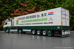 20240809-Deckers-00044