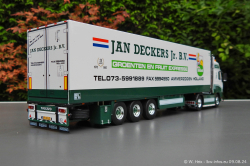 20240809-Deckers-00057