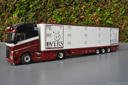 20251221-Evers-00033