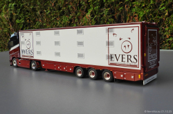 20251221-Evers-00043