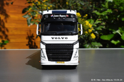 20240410-Hagens-Laura-00054