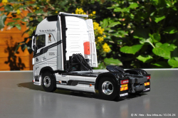 20240410-Hagens-Laura-00064